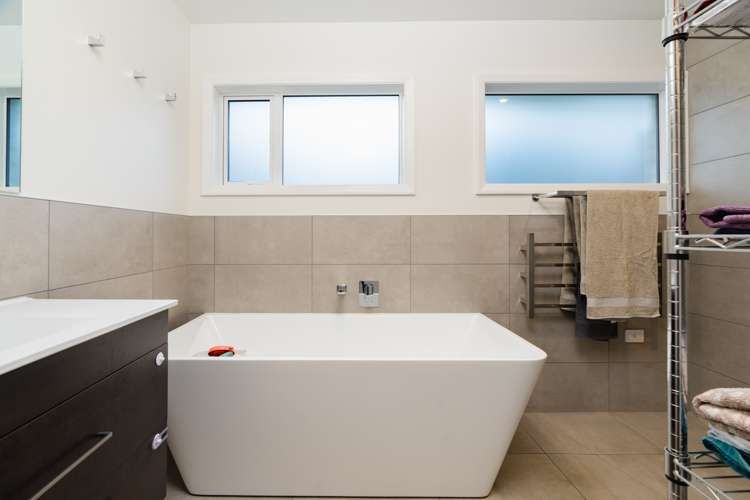 11 Dalrymple Street Pine Hill_14