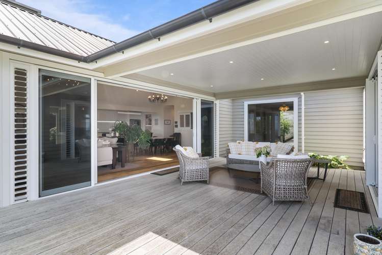 22 Lawrence Carter Drive Bombay_20