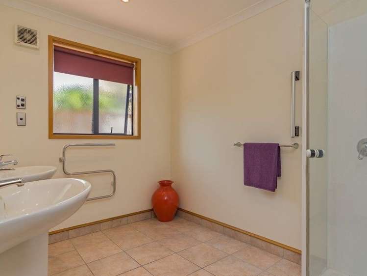 10 Di Pierri Way The Wood_18