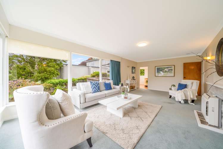 14a Donald Crescent Karori_14