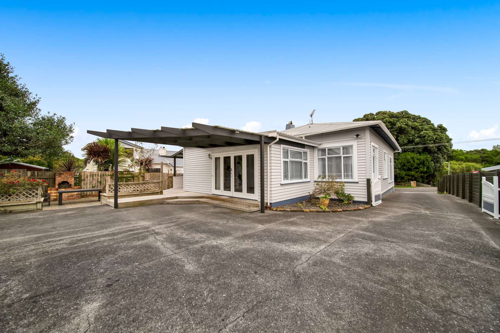 10 High Street Hawera_0