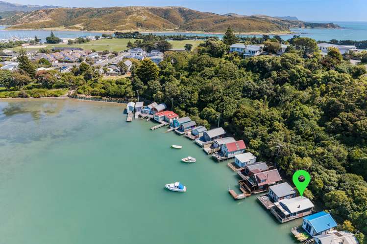 15 Boatshed, Camborne Walkway Paremata_27