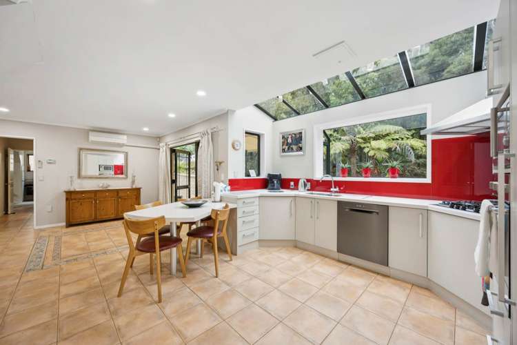 31 Attwood Road Paremoremo_8