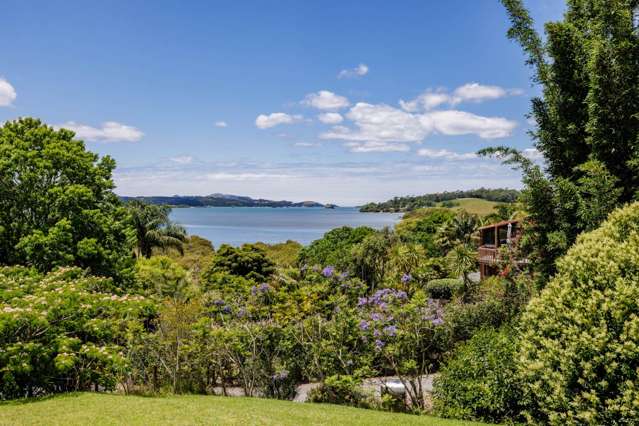 Spectacular Water Views, Water Access & Location