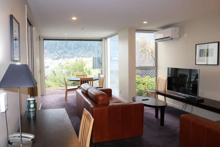 124/21 Stanley Street Queenstown_8