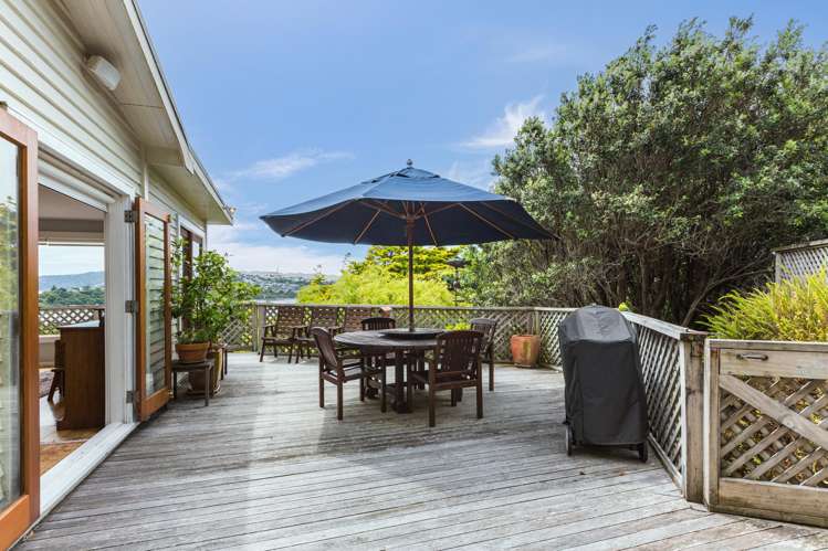 39 Bayview Road Paremata_13