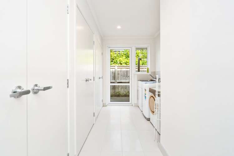 20 Stace Hopper Drive One Tree Point_17