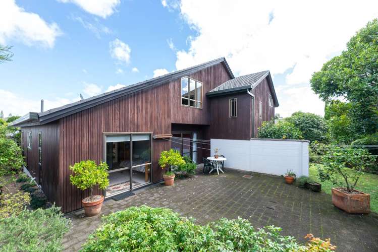 5 Pyatt Crescent Saint Johns_14