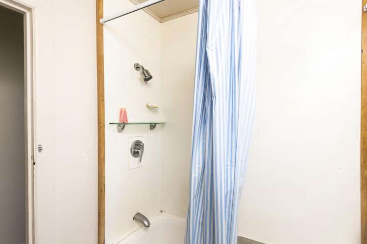 554 Wainui Road Kaiti_12