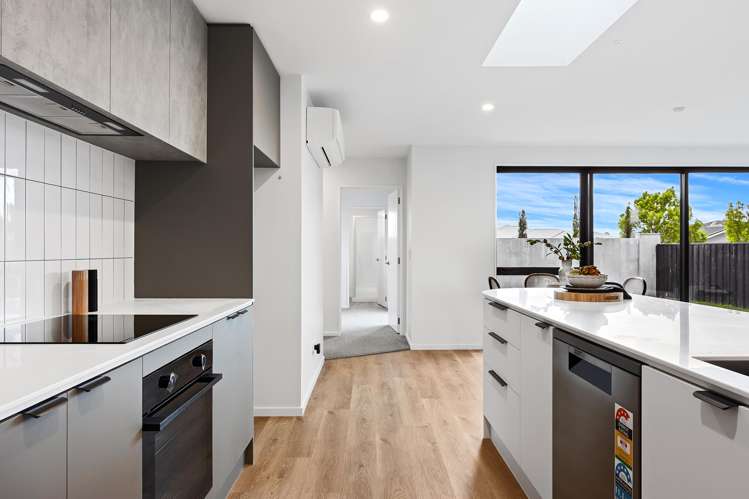 19 Hanmer Crescent_3