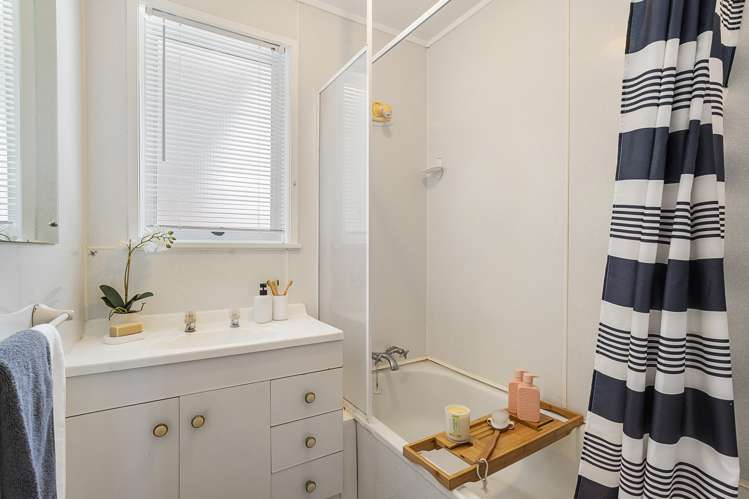 5 Papa Place Birkdale_17