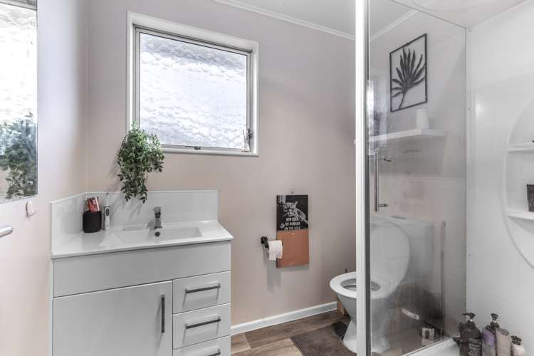 86 Dunbeath Crescent Kew_10