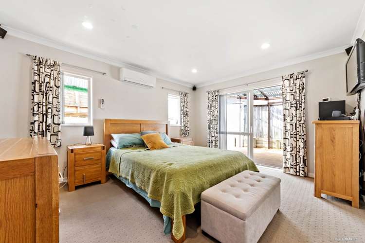 20 Aditi Close Massey_13