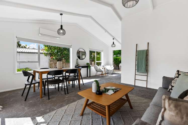 2/25 Lucinda Place Glen Eden_2