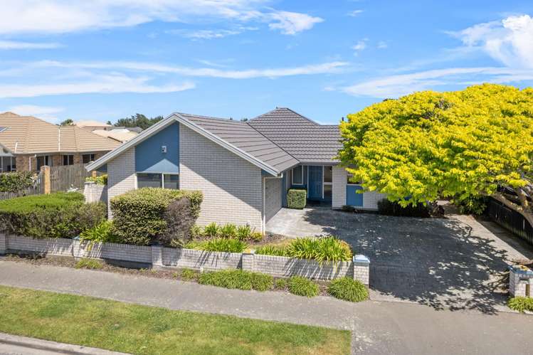 43 Aston Drive Waimairi Beach_11