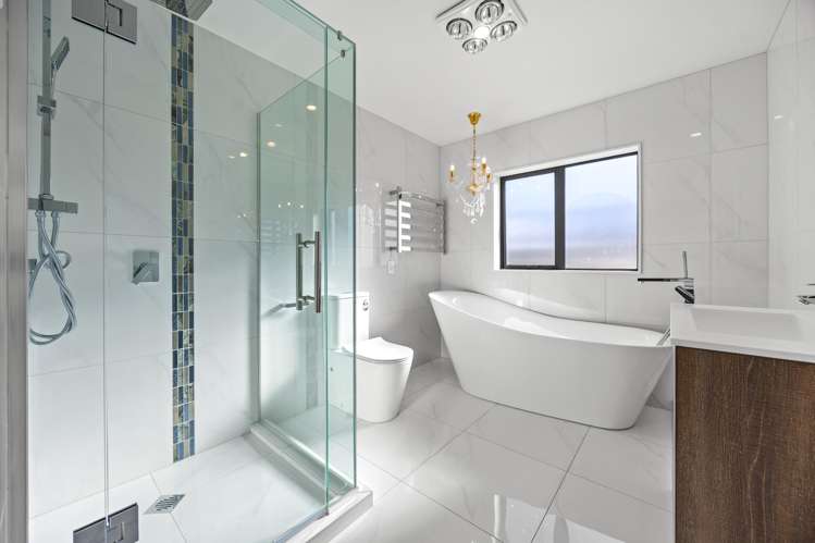 16 Lime Hill Rise Flat Bush_31