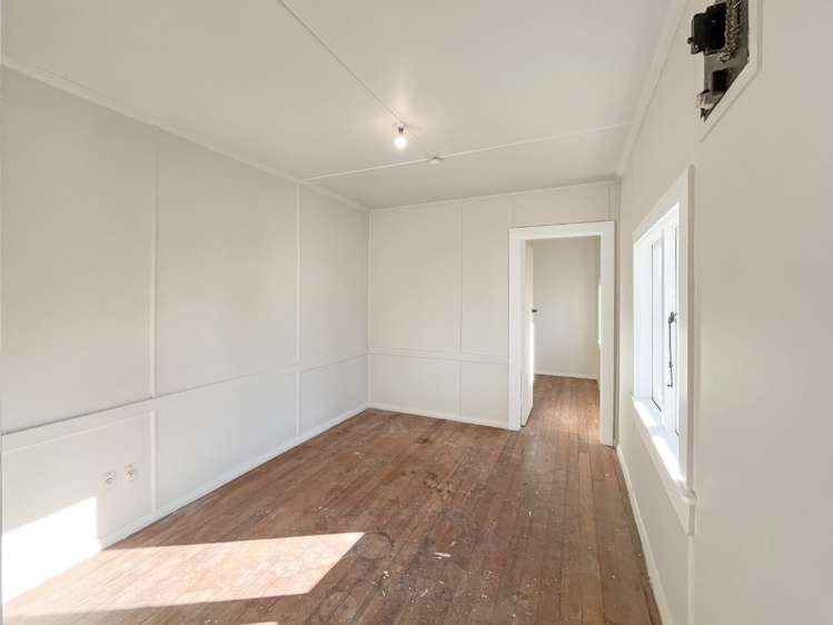 25 Argyle Avenue Takaro_12