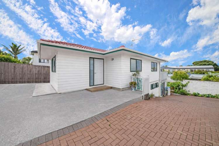 70 Priestley Drive Bucklands Beach_17