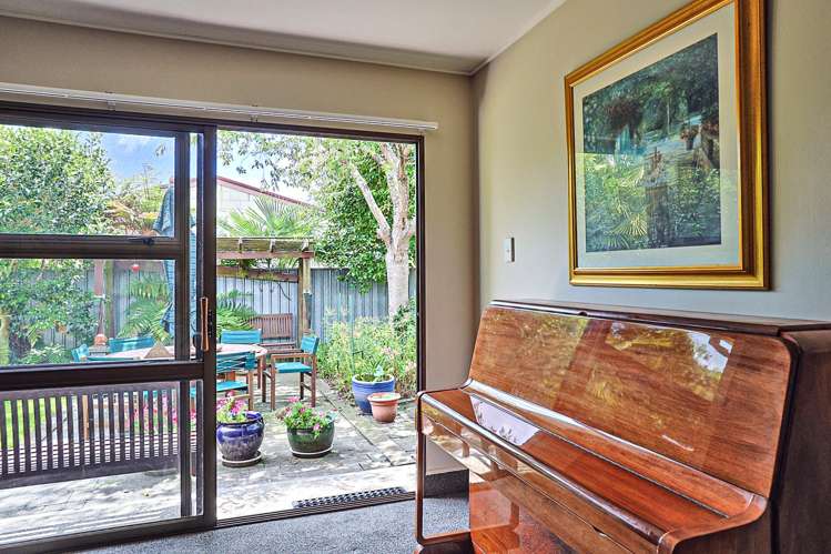 2/702 Tomoana Road Mahora_6