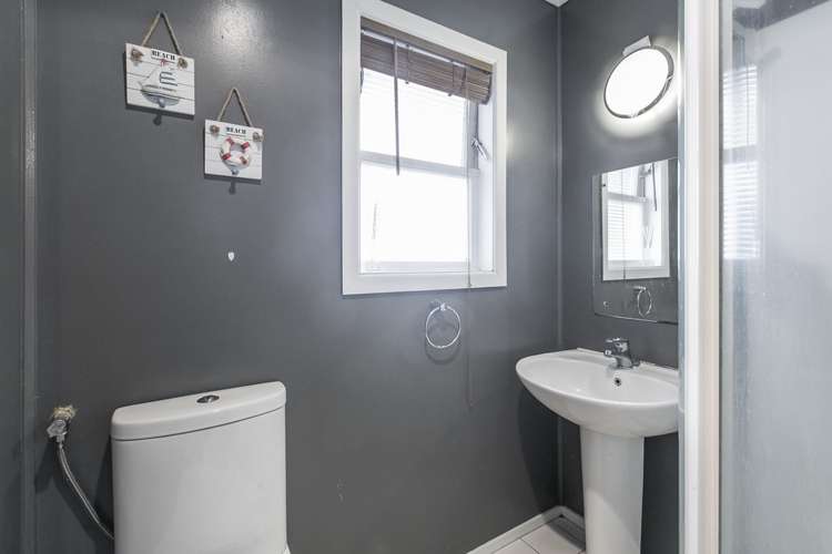 4 Paton Avenue Te Atatu South_10