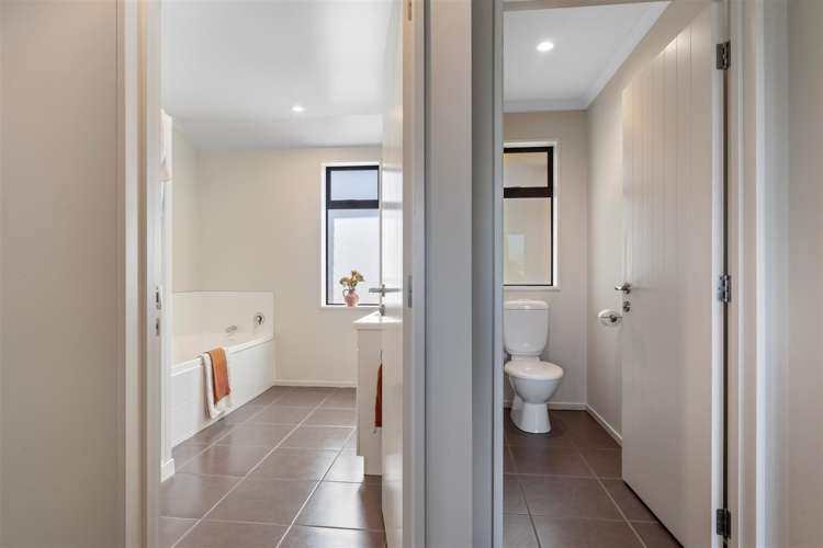 8 Cambelldon Crescent Stoke_21