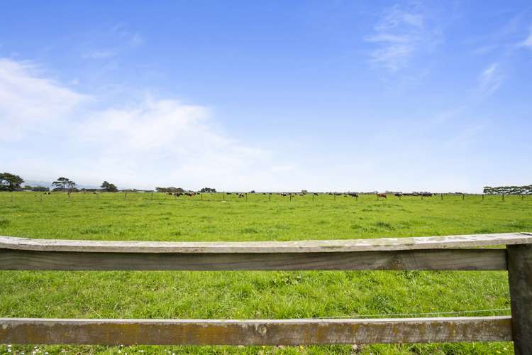 517 Gillespies Line Kairanga_2