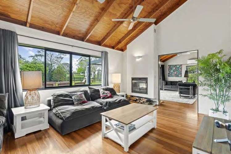 11 Lascelles Drive Dairy Flat_8