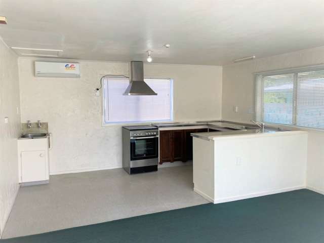 5A Rielly Place Mt Wellington_1