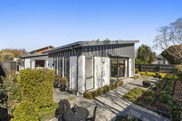 92 Rugby Street Merivale_18