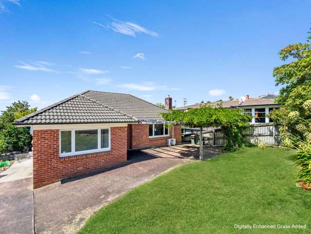 Remuera - Beautiful Brick Starter Home