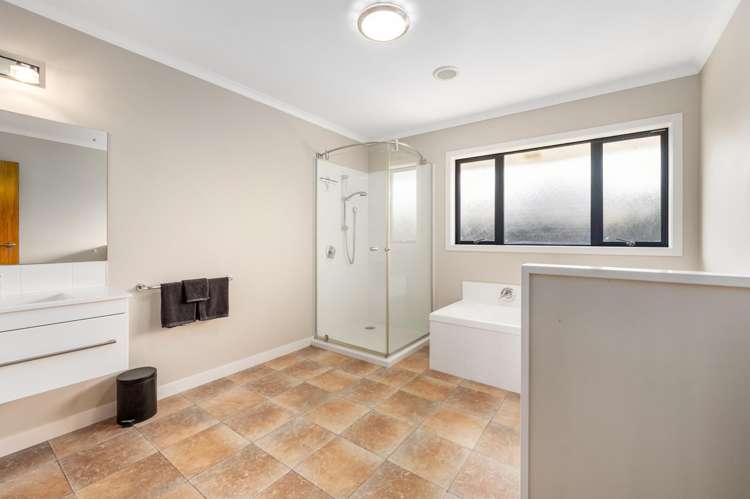 32 Ursula Drive Feilding_19