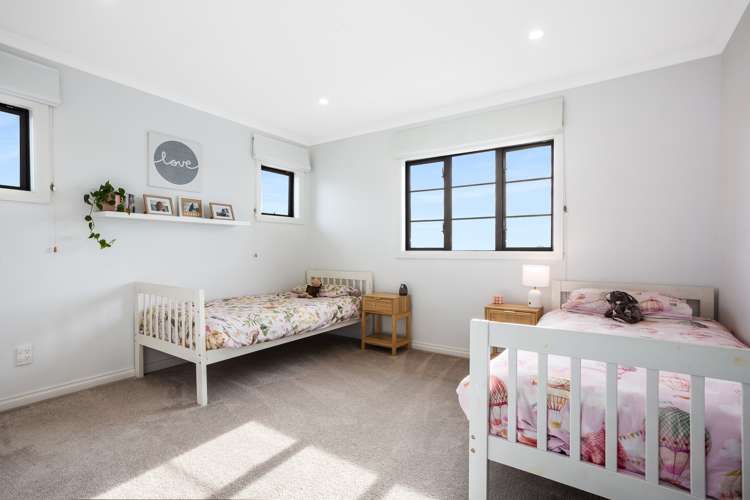 88 Queen Charlotte Drive Aotea_22