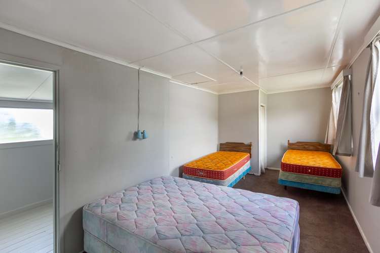 5 Gribbin Street Awakino_12