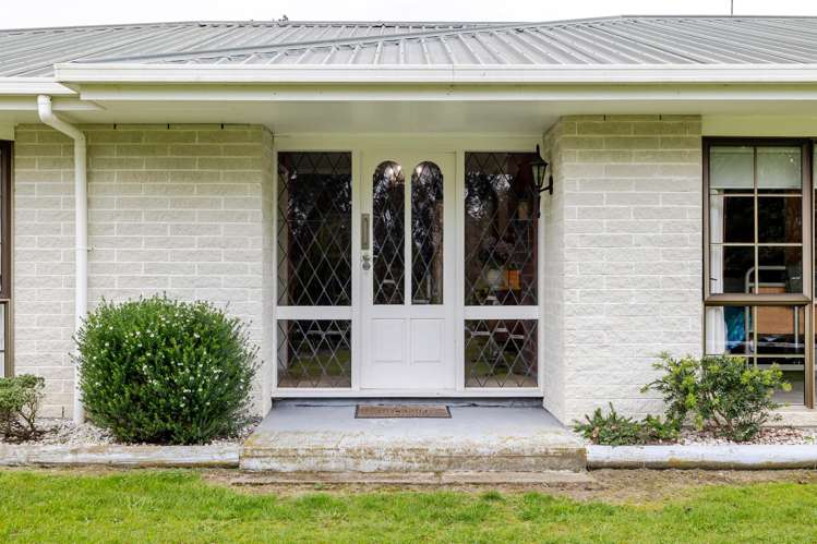 355 Rangiotu Road Himatangi_13