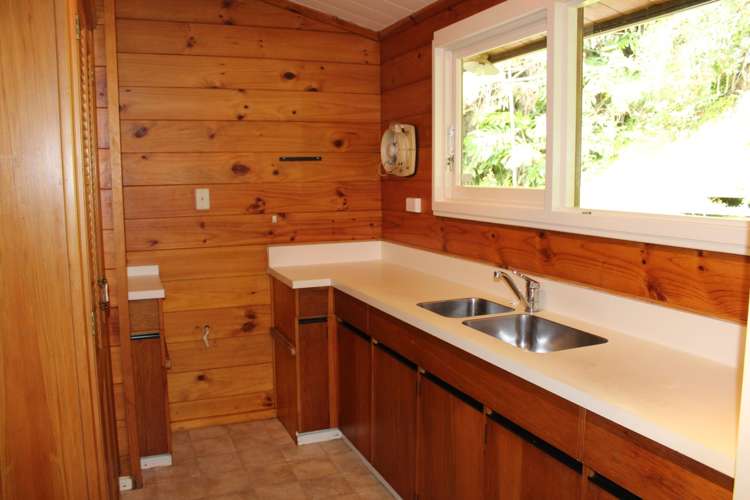 230 Atkinson Road Titirangi_5