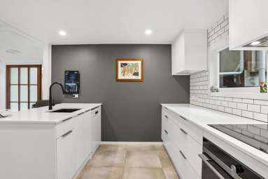 90 Laingholm Drive_1