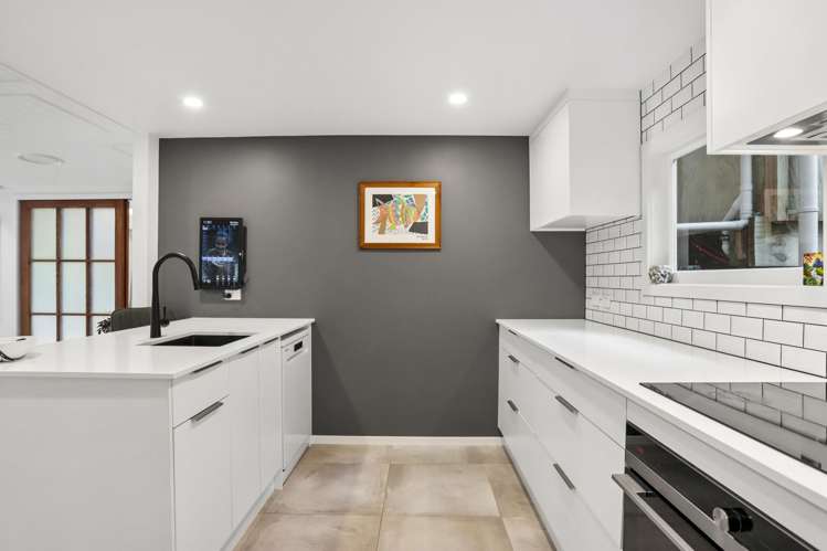 90 Laingholm Drive Laingholm_0