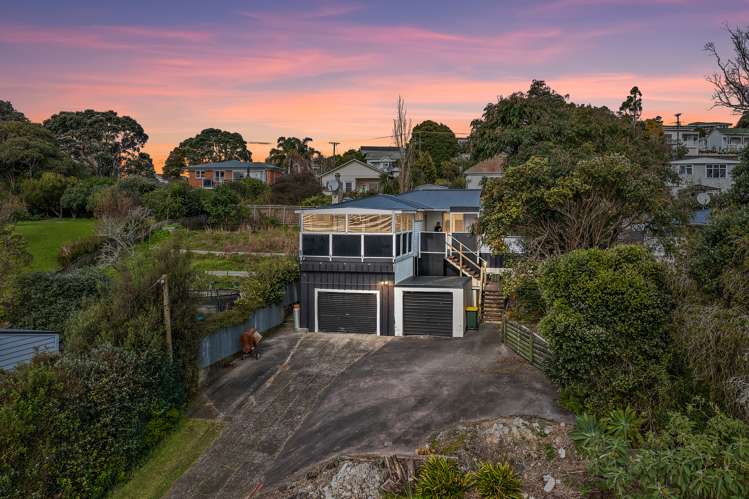 9 Awaroa Road Helensville_15