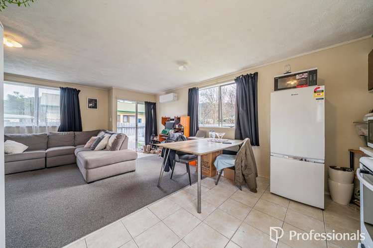 14 Honey Street Wainuiomata_8