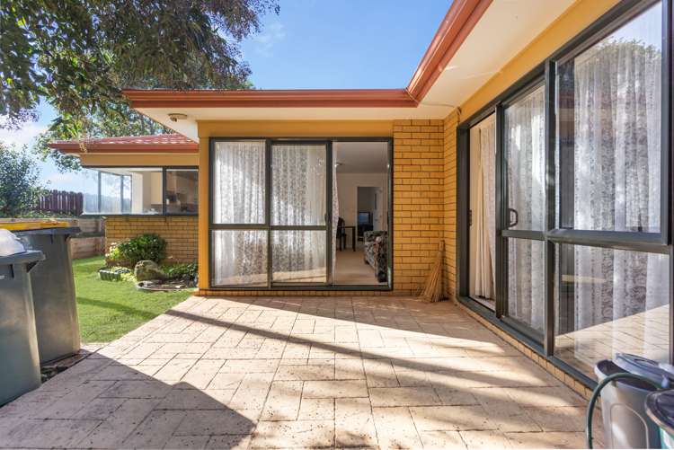 54 Etherton Drive Manurewa_14