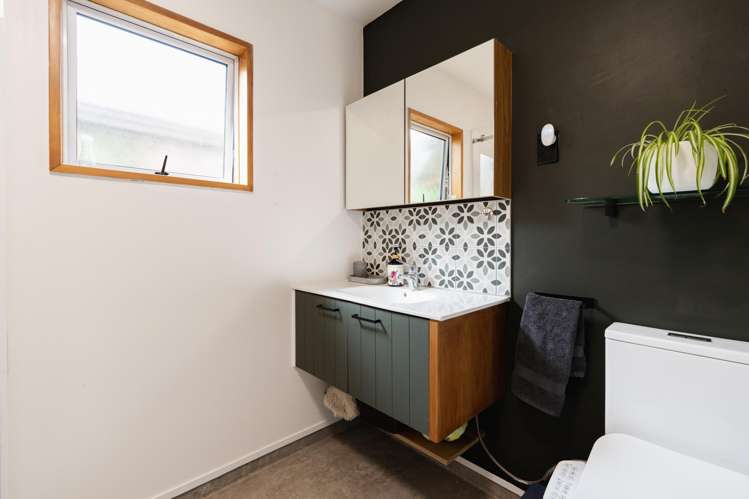 69 Greenacres Street Macandrew Bay_14