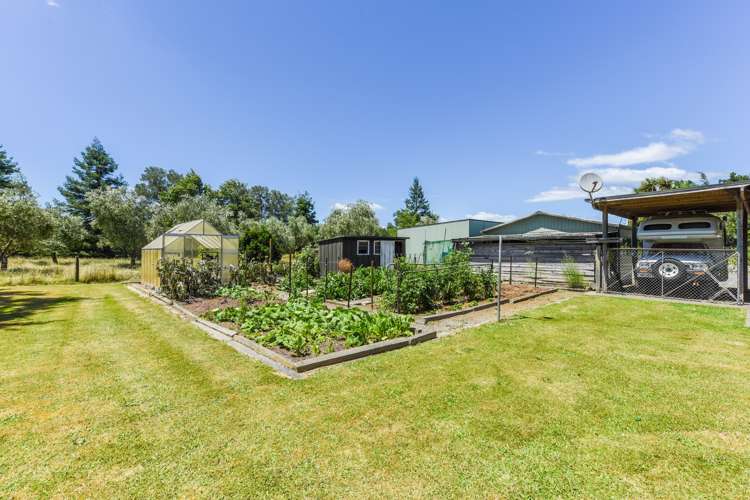 457 Central Road South Upper Moutere_22