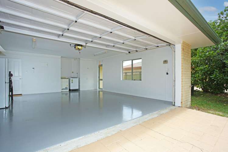 6 Cottesmore Place Huntington Park_19