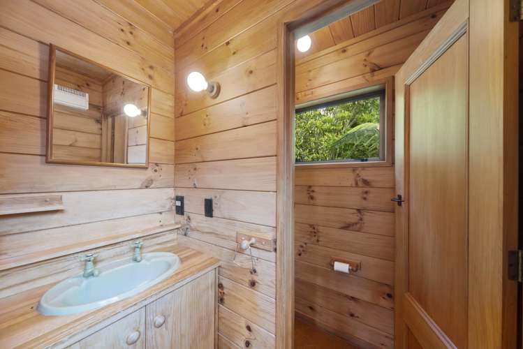 41 Kaiuru Avenue Pukawa_13