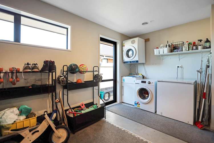 31 Geoff Geering Drive Netherby_29