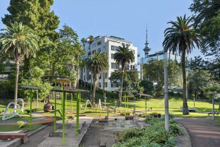 2E/68 Greys Avenue Auckland Central_16