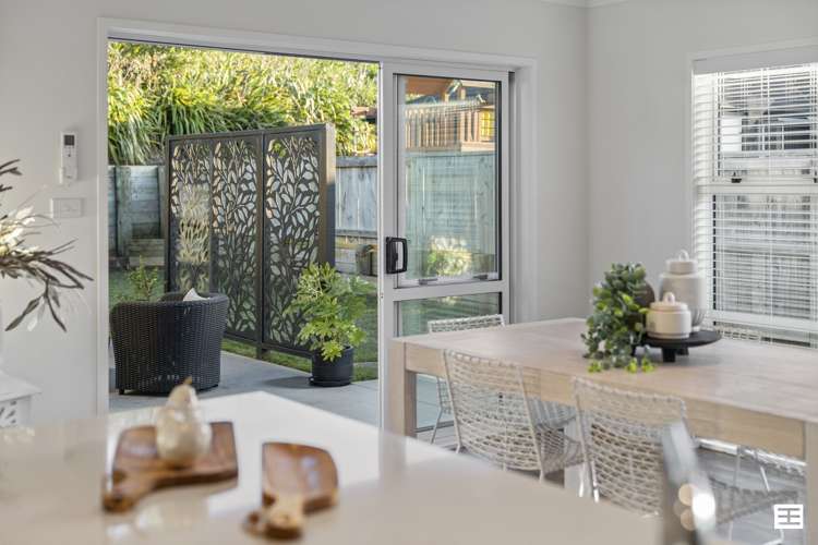 53 Awataha Crescent Pyes Pa_8