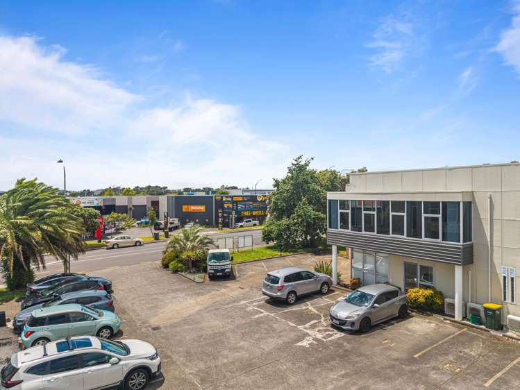 F/4 William Pickering Drive Albany_12