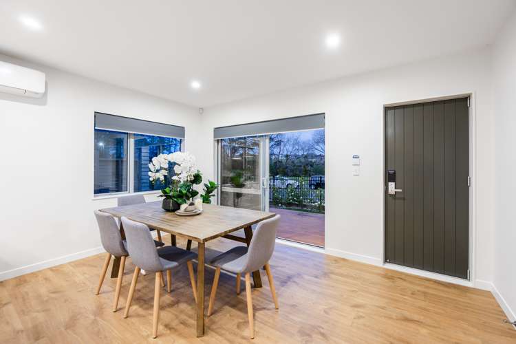 167 Bonair Crescent Silverdale_8