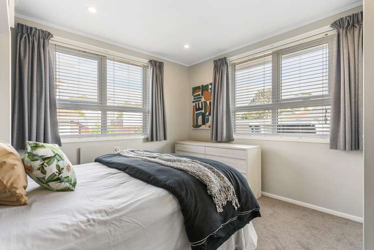 1/51 Larne Avenue Pakuranga Heights_17
